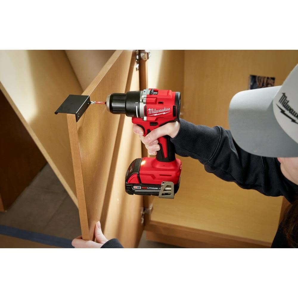 M18 Compact Brushless 1/2 Inch Drill/Driver Kit H8579