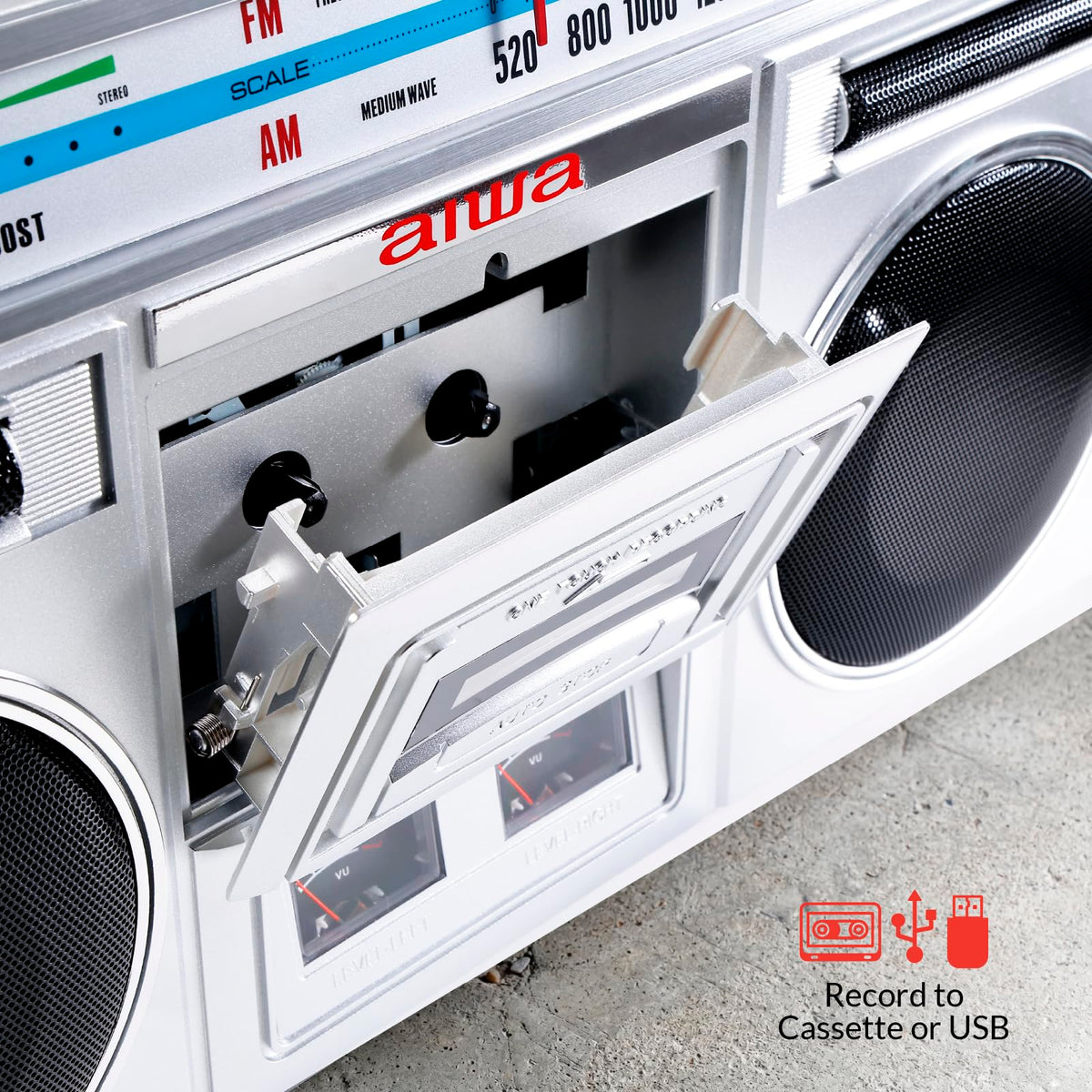 Portable Retro Boombox Bluetooth Speaker with Cassette Player F86798