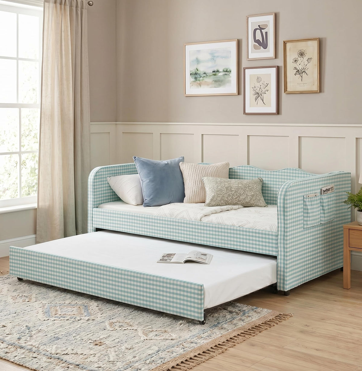 Twin Size Gingham Daybed with Trundle and Side Storage Pockets N11095